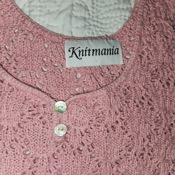 Vintage 1980s Cotton Pink Knit Sleeveless Tank Abalone Buttons by Knitmania - Picture 3 of 11